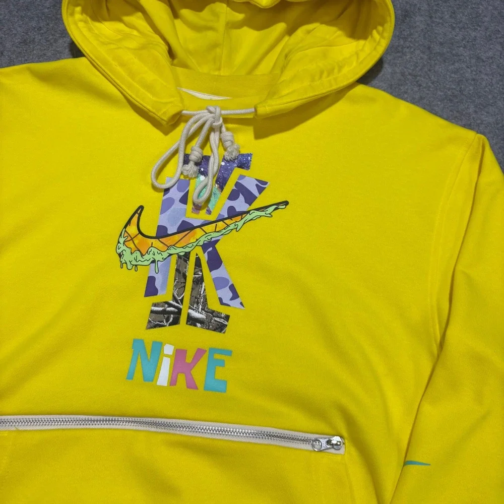 Nike Kyrie Irving Standard Issue Dri-FIT Hoodie Yellow DA5989-703 Mens Medium